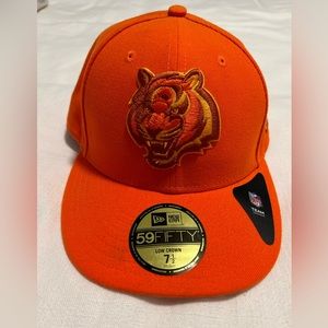 NEW! Men’s Hat NFL Bengals ‘low crown’.